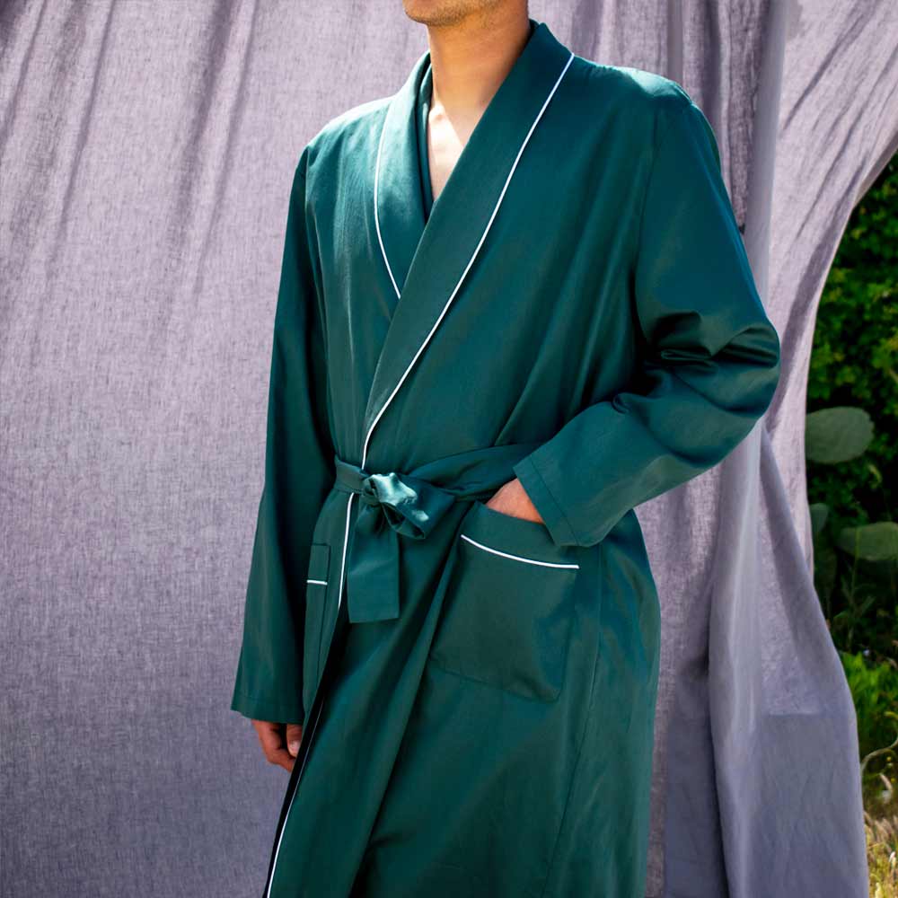 Vestaglie uomo: eleganza domestica